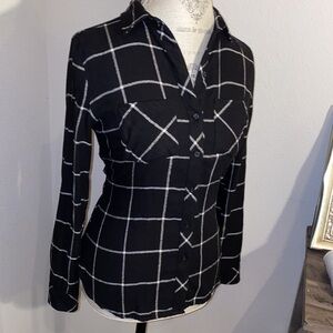 a.n.a. Black White & Gold flannel plaid shirt XS​